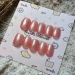 เล็บทรงสควอวลสีพีชกลิตเตอร์เจล (Peach Glitter Gel Squoval)