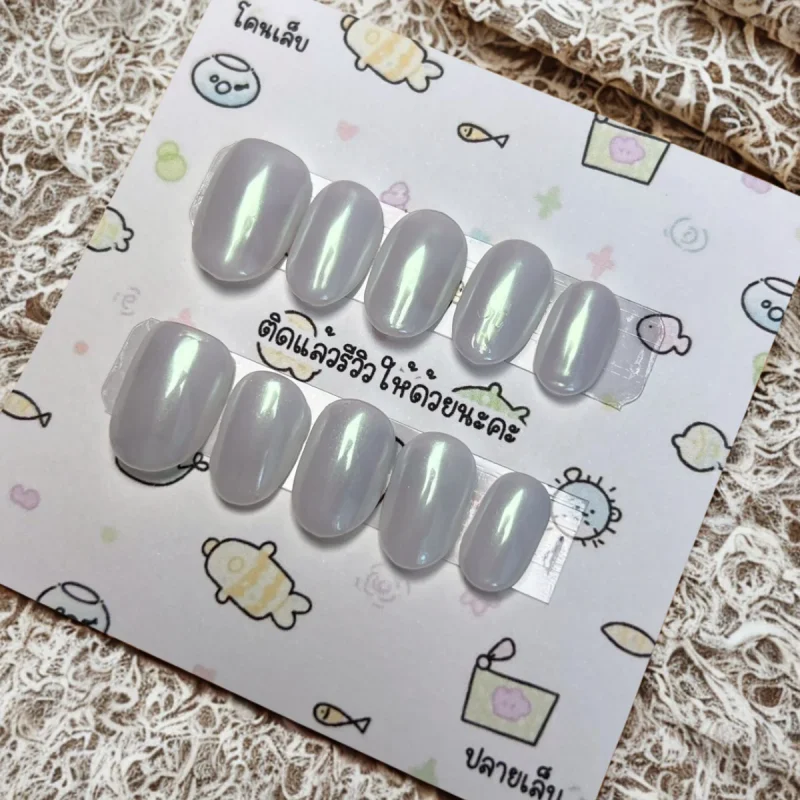 เล็บทรงสควอวลสีเทามุกออร่า